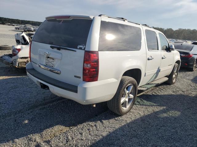 Photo 3 from auction – 2011 CHEVROLET SUBURBAN K with VIN 1GNSKHE36BR163343