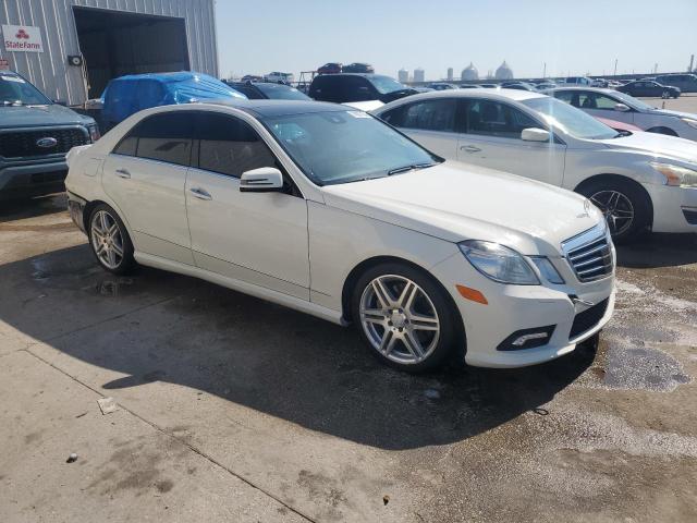 Photo 4 from auction – 2010 MERCEDES-BENZ E 550 with VIN WDDHF7CB1AA224127