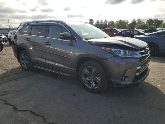 Photo 4 from auction – 2018 TOYOTA HIGHLANDER with VIN 5TDDZRFH0JS907564
