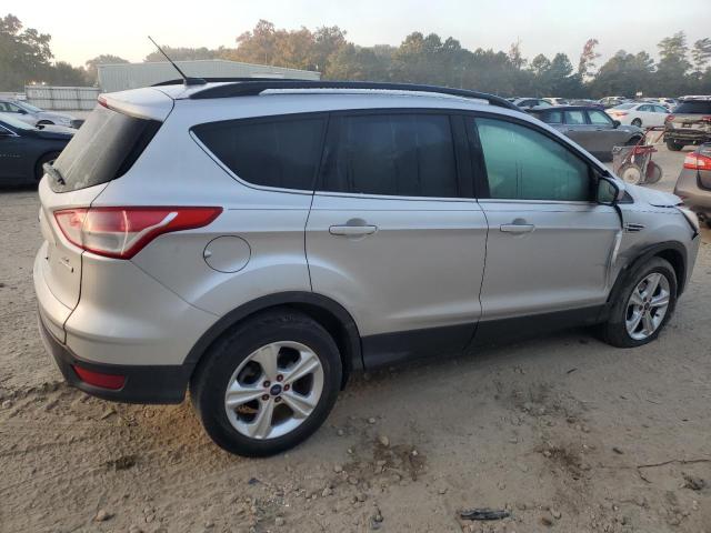Photo 3 from auction – 2016 FORD ESCAPE SE with VIN 1FMCU0GX2GUC36202
