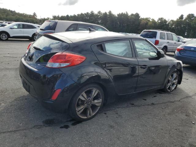Photo 3 from auction – 2017 HYUNDAI VELOSTER with VIN KMHTC6AD2HU323166