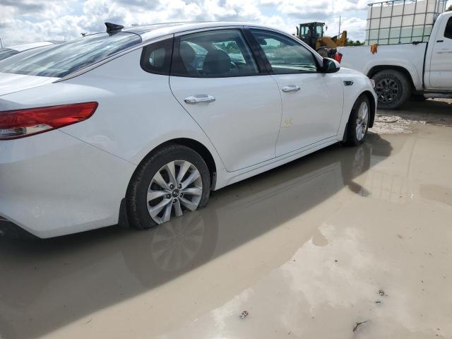 Photo 12 from auction – 2018 KIA OPTIMA EX with VIN 5XXGU4L30JG242688