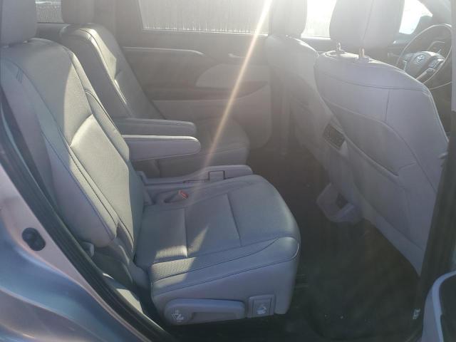Photo 10 from auction – 2019 TOYOTA HIGHLANDER with VIN 5TDDZRFH3KS976170
