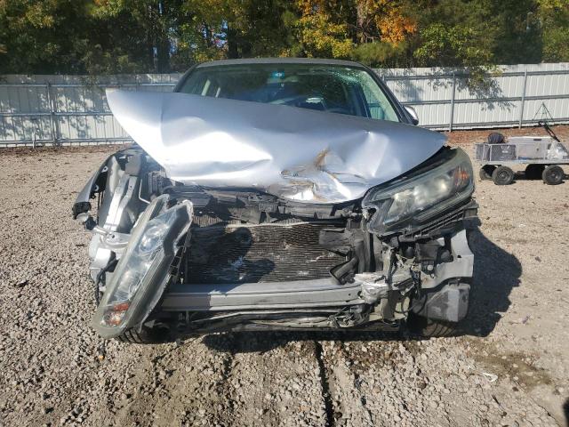 Photo 5 from auction – 2016 HONDA CR-V EX with VIN 2HKRM3H56GH525784