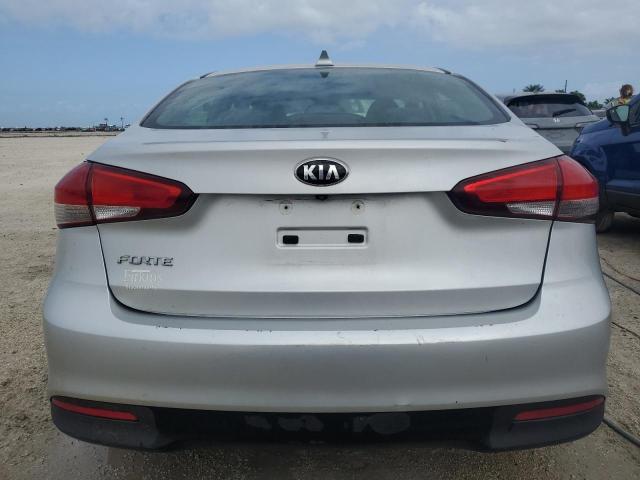 Photo 6 from auction – 2018 KIA FORTE LX with VIN 3KPFL4A78JE273491