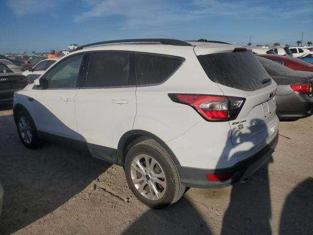 Photo 2 from auction – 2017 FORD ESCAPE SE with VIN 1FMCU0GD8HUB96215
