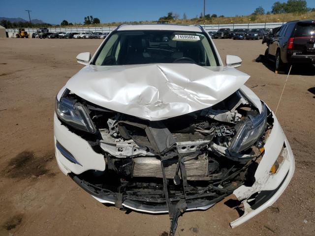 Photo 5 from auction – 2016 LINCOLN MKC RESERV with VIN 5LMCJ3D93GUJ30984