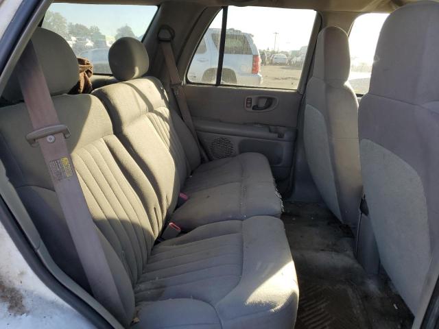 Photo 11 from auction – 2004 CHEVROLET BLAZER with VIN 1GNDT13X04K103945