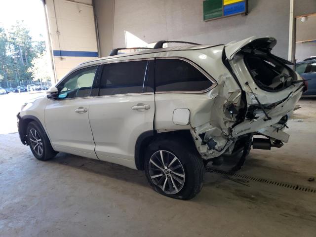 Photo 2 from auction – 2017 TOYOTA HIGHLANDER with VIN 5TDJZRFH3HS516440