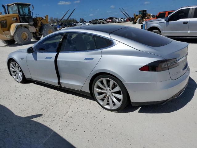 Photo 2 from auction – 2015 TESLA MODEL S with VIN 5YJSA1E28FF112481