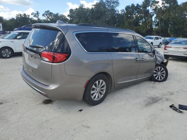 Photo 3 from auction – 2017 CHRYSLER PACIFICA T with VIN 2C4RC1BG4HR539365