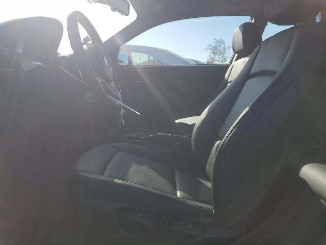 Photo 7 from auction – 2010 BMW 128 I with VIN WBAUP9C54AVL89302