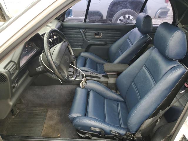Photo 7 from auction – 1992 BMW 325 IC AUT with VIN WBABB2317NEC29787