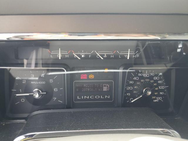 Photo 9 from auction – 2011 LINCOLN NAVIGATOR with VIN 5LMJJ2H58BEJ09172