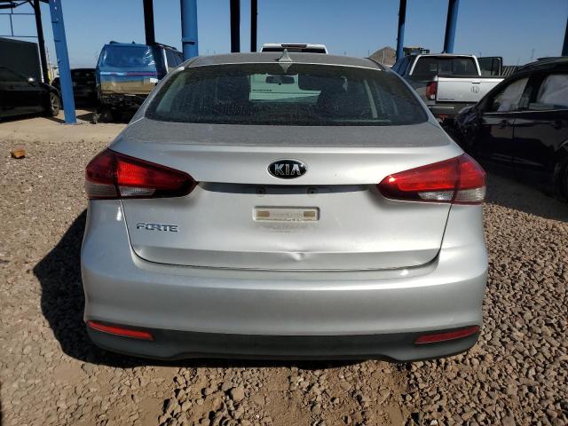 Photo 6 from auction – 2017 KIA FORTE LX with VIN 3KPFK4A78HE102186