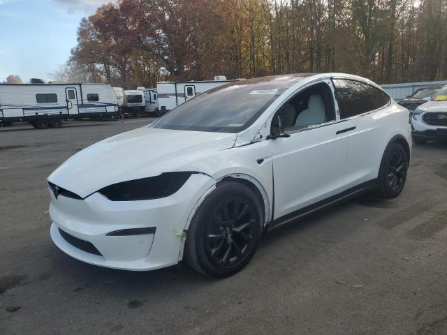 TESLA MODEL X 2022 with VIN 7SAXCBE57NF341297 - Photo from auction