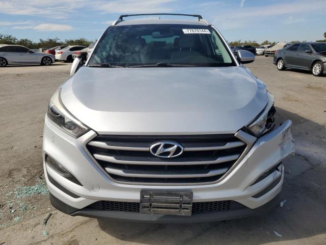 Photo 5 from auction – 2017 HYUNDAI TUCSON LIM with VIN KM8J33A49HU409757