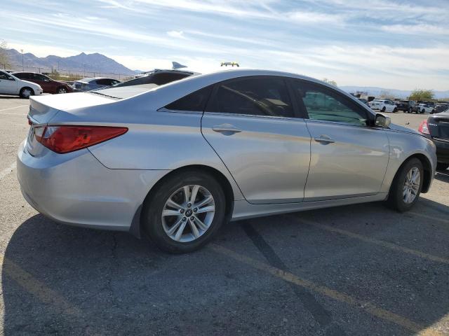 Photo 3 from auction – 2013 HYUNDAI SONATA GLS with VIN 5NPEB4AC5DH689719