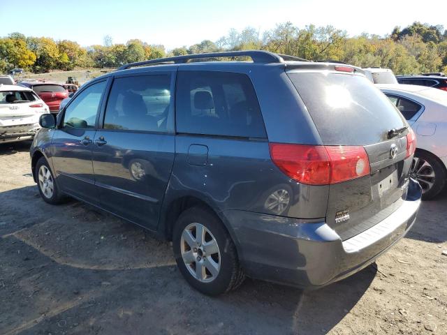 Photo 2 from auction – 2010 TOYOTA SIENNA with VIN 5TDKK4CC0AS296149