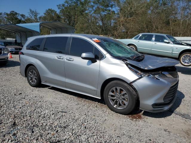 Photo 4 from auction – 2021 TOYOTA SIENNA LE with VIN 5TDKRKEC8MS051973