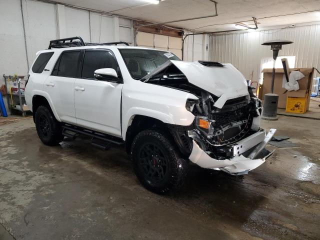 Photo 4 from auction – 2019 TOYOTA 4RUNNER SR with VIN JTEBU5JR2K5725611