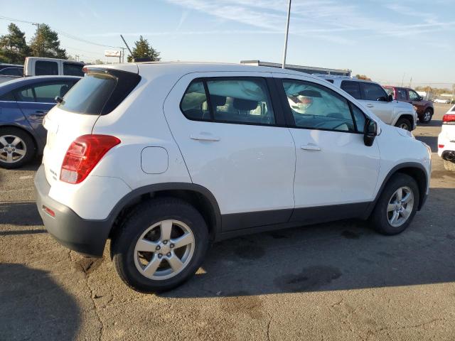 Photo 3 from auction – 2016 CHEVROLET TRAX LS with VIN 3GNCJNSB3GL255879