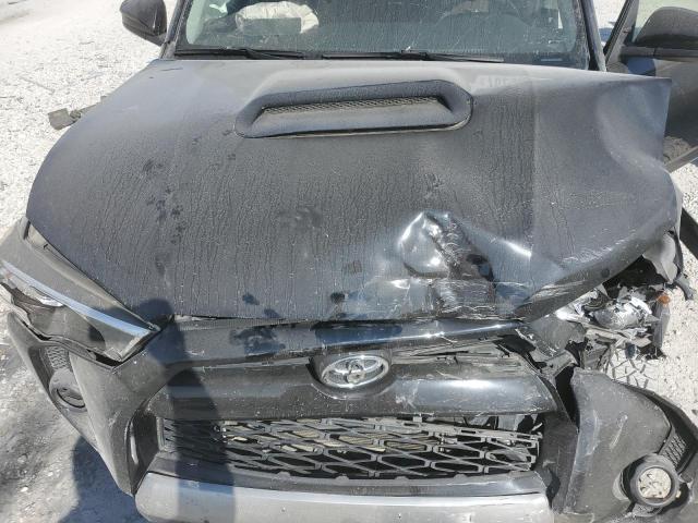 Photo 12 from auction – 2017 TOYOTA 4RUNNER SR with VIN JTEBU5JR3H5409305