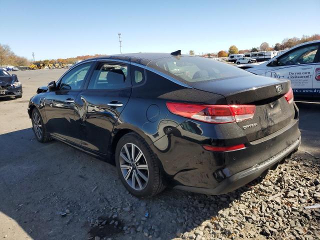 Photo 2 from auction – 2019 KIA OPTIMA with VIN 5XXGT4L30KG370496