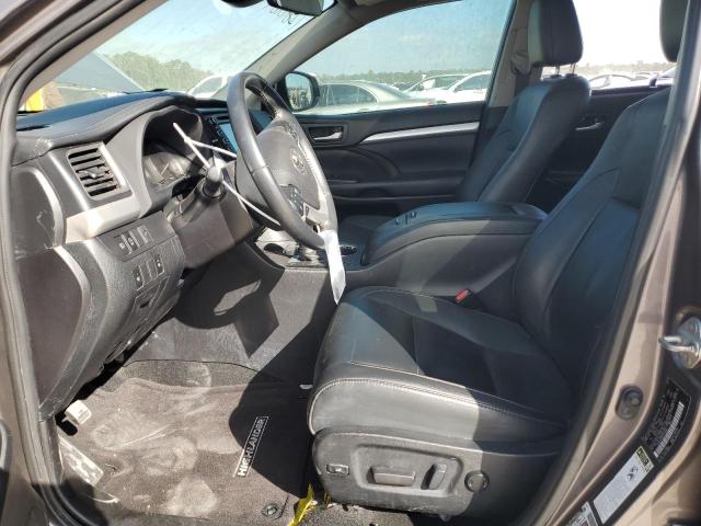 Photo 7 from auction – 2019 TOYOTA HIGHLANDER with VIN 5TDKZRFH6KS315885
