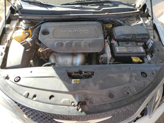 Photo 11 from auction – 2015 CHRYSLER 200 LIMITE with VIN 1C3CCCAB0FN690533