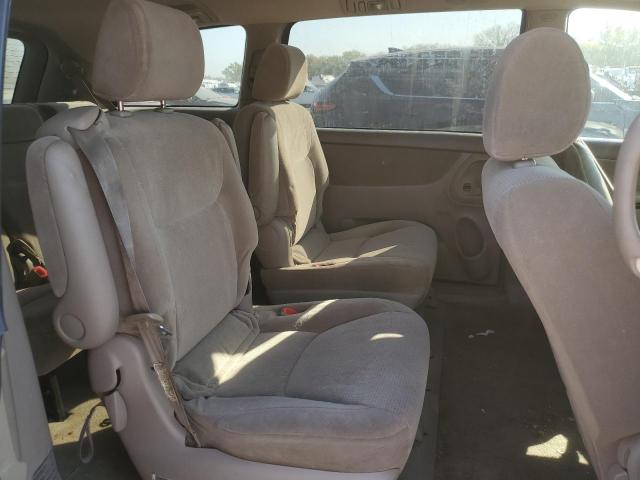 Photo 11 from auction – 2004 TOYOTA SIENNA CE with VIN 5TDZA23C34S097364