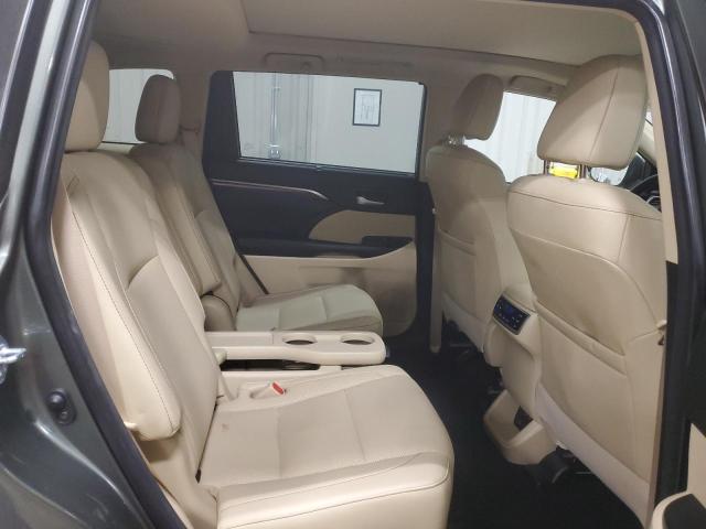 Photo 11 from auction – 2018 TOYOTA HIGHLANDER with VIN 5TDDZRFH7JS914074