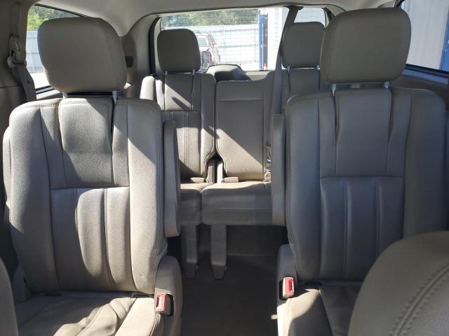 Photo 10 from auction – 2016 CHRYSLER TOWN & COU with VIN 2C4RC1BGXGR293873