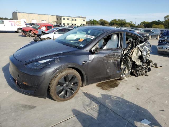 TESLA MODEL Y 2024 مع رقم تعريف المركبة 7SAYGDED8RA302555 - صورة من المزاد