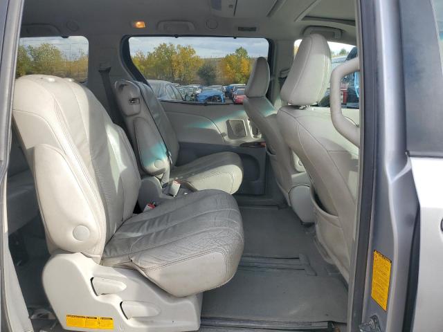 Photo 11 from auction – 2011 TOYOTA SIENNA XLE with VIN 5TDYK3DC1BS101728