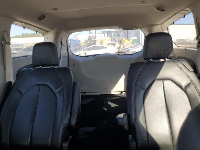 Photo 10 from auction – 2018 CHRYSLER PACIFICA T with VIN 2C4RC1BG5JR144486