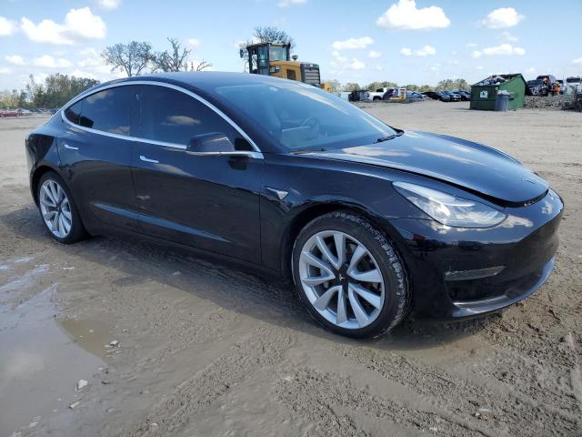 Photo 4 from auction – 2018 TESLA MODEL 3 with VIN 5YJ3E1EA3JF005847