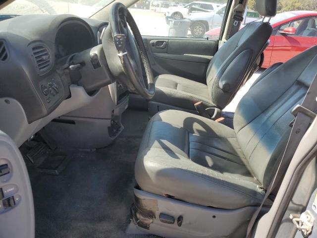Photo 7 from auction – 2005 CHRYSLER TOWN & COU with VIN 2C4GP54L75R587242
