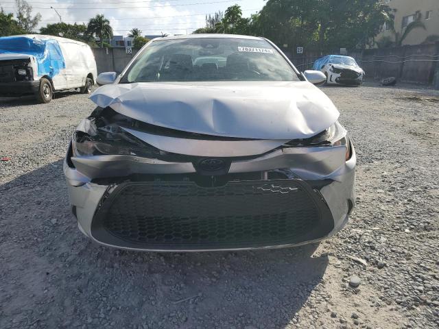 Photo 5 from auction – 2022 TOYOTA COROLLA LE with VIN 5YFEPMAE1NP291740