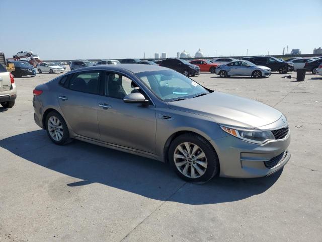 Photo 4 from auction – 2016 KIA OPTIMA LX with VIN 5XXGT4L39GG045451