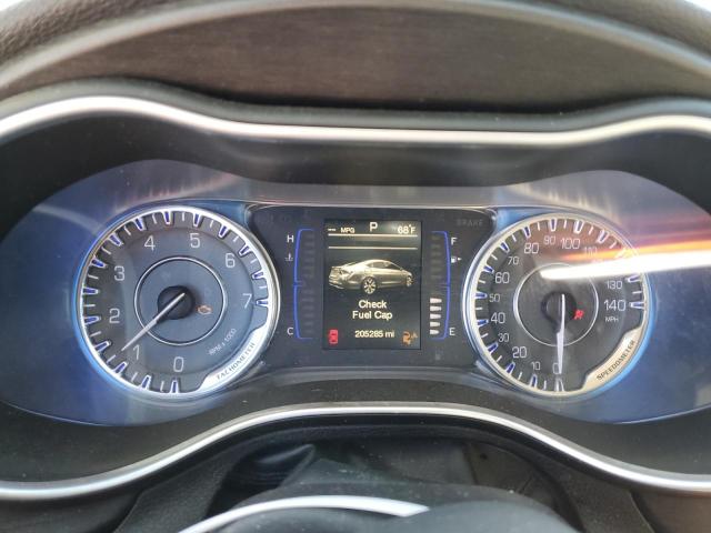 Photo 9 from auction – 2015 CHRYSLER 200 LIMITE with VIN 1C3CCCAB3FN743385