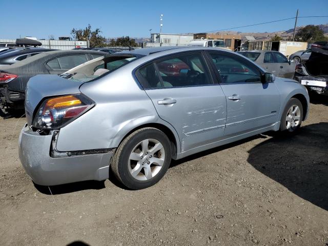 Photo 3 from auction – 2009 NISSAN ALTIMA HYB with VIN 1N4CL21E09C172105