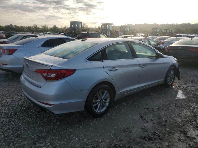 Photo 3 from auction – 2017 HYUNDAI SONATA SE with VIN 5NPE24AF3HH467180