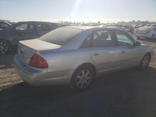 Photo 3 from auction – 2000 TOYOTA AVALON XL with VIN 4T1BF28B9YU062859