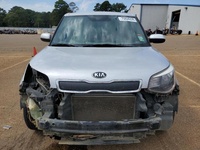 Photo 5 from auction – 2016 KIA SOUL with VIN KNDJN2A21G7834250