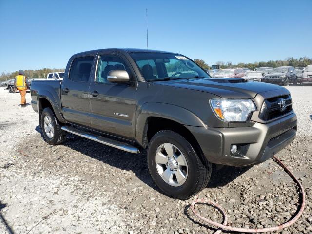 Photo 4 from auction – 2015 TOYOTA TACOMA DOU with VIN 3TMLU4EN5FM180482