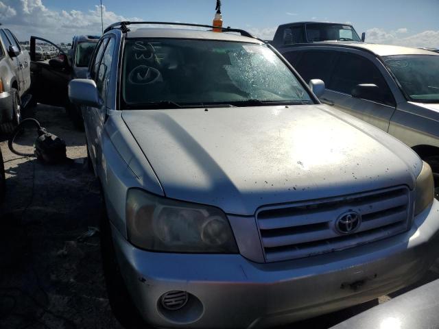 Photo 5 from auction – 2004 TOYOTA HIGHLANDER with VIN JTEDP21A140001837
