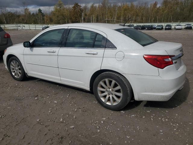 Photo 2 from auction – 2013 CHRYSLER 200 TOURIN with VIN 1C3CCBBG5DN703648