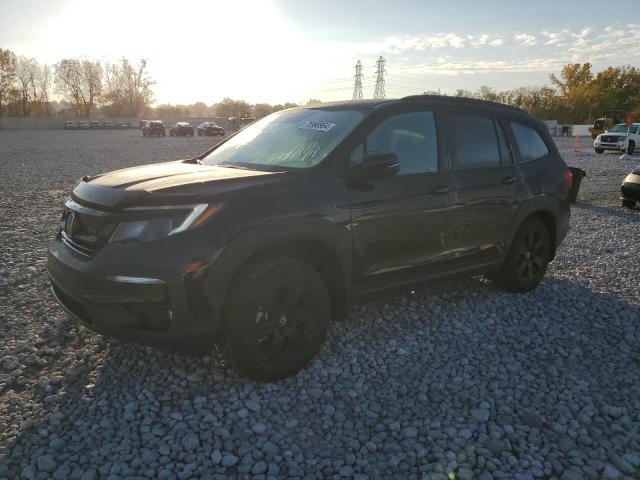 Photo 1 from auction – 2022 HONDA PILOT TRAI with VIN 5FNYF6H82NB062104