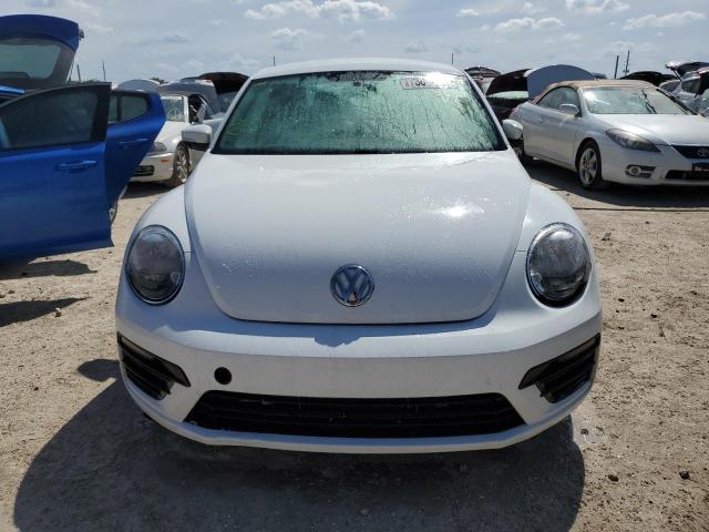 Photo 5 from auction – 2019 VOLKSWAGEN BEETLE S with VIN 3VWFD7AT7KM707237
